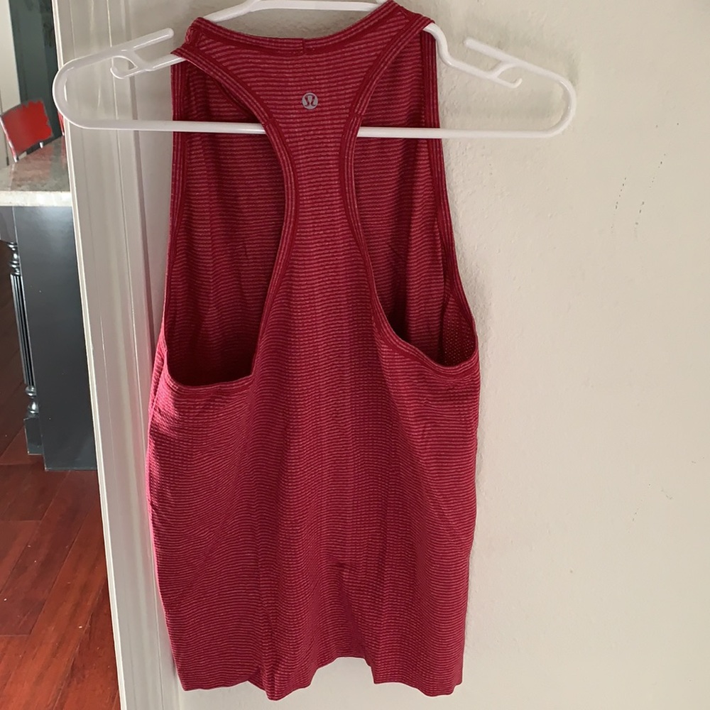 Lululemon Racerback Tank Top 💪 - Picture 2 of 4